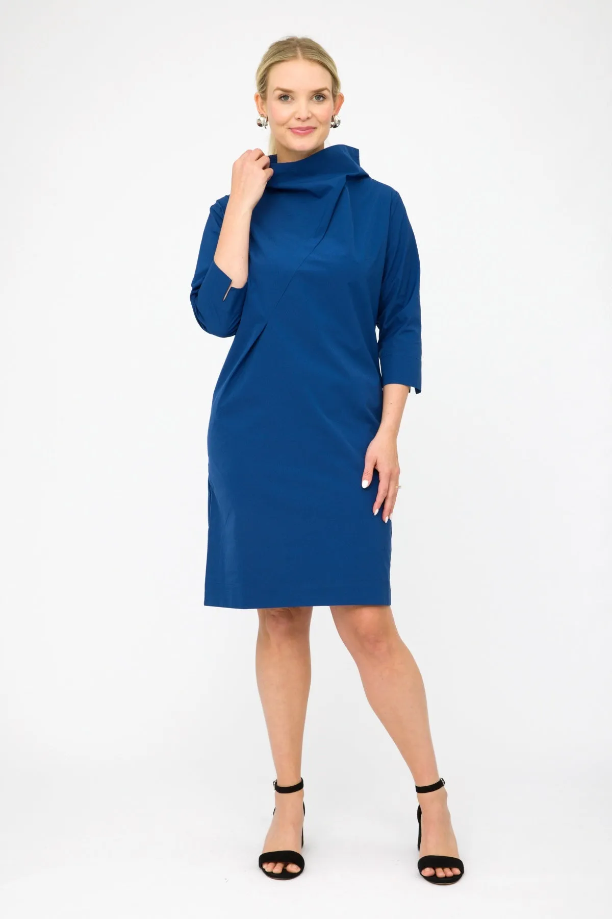 38" ¾ Sleeve Funnel Neck Dress